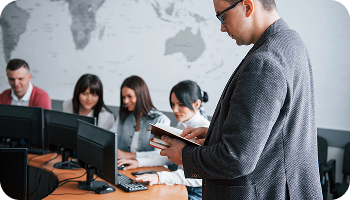 Я лидер отрасли